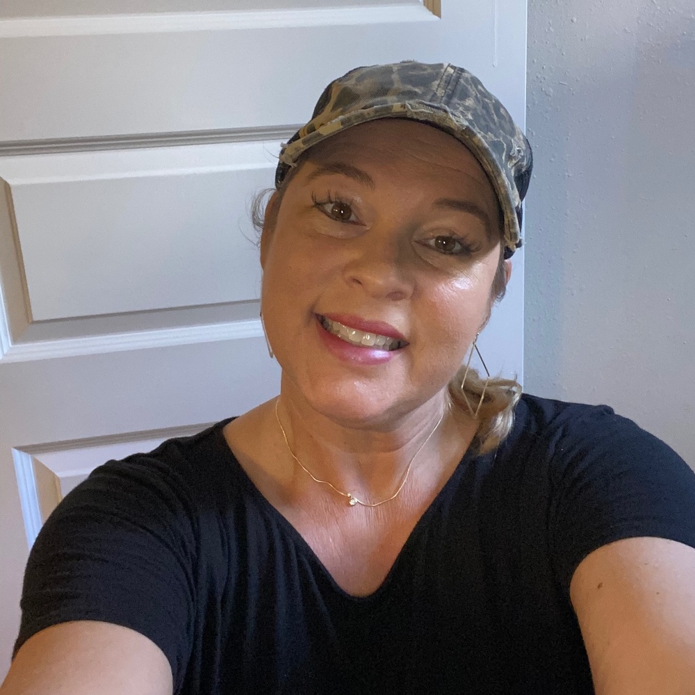 Meet your Posher, Jennifer